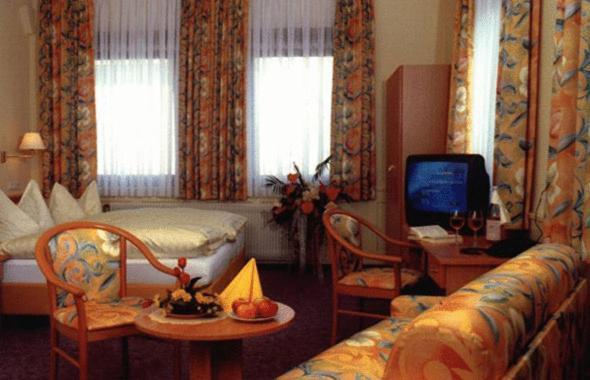 Traube Hotel Fellbach Room photo